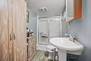 101 W 1st Ave, Hebron, OH 43025 - Photo 16