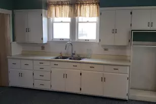 157 W High St, Circleville, OH 43113 - Photo 18