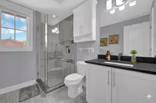 58 E Hubbard Ave, Columbus, OH 43215 - Photo 14