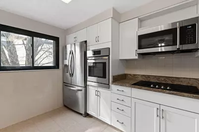 2813 Kingsrowe Court #43, Columbus, OH 43209 - Photo 10