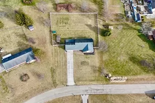 3460 Hanson Rd, Springfield, OH 45504 - Photo 4