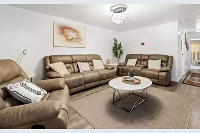 395 Amesbury Drive, Columbus, OH 43230 - Photo 4