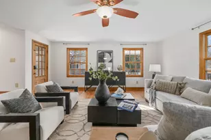 2731 E Broad St, Columbus, OH 43209 - Photo 10