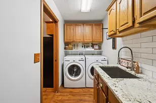 2521 Vi-Lilly Cir E, Grove City, OH 43123 - Photo 32