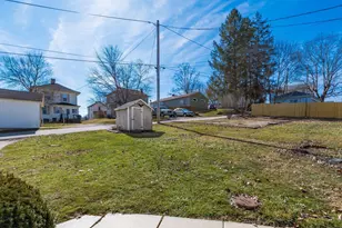 136 Hull St, Crooksville, OH 43731 - Photo 30