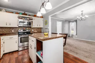 136 Hull St, Crooksville, OH 43731 - Photo 10