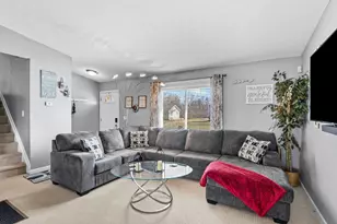 3939 Marsha Dr, Columbus, OH 43207 - Photo 6