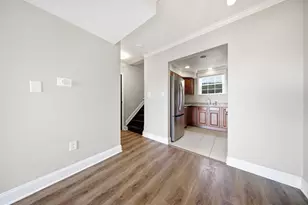 1371 Bluff Ave, Columbus, OH 43212 - Photo 8