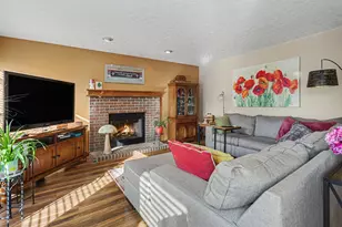 8484 Payson Dr, Lewis Center, OH 43035 - Photo 12