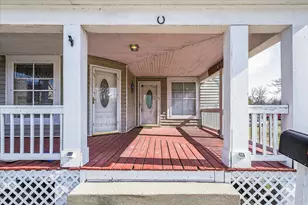 4 Maple St, Jeffersonville, OH 43128 - Photo 2