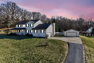 335 Willow Rd, Springfield, OH 45502 - Photo 1