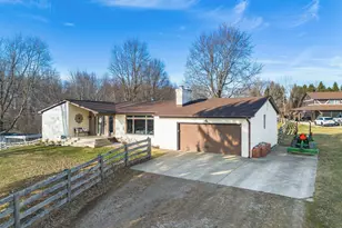 7020 Sportsman Club Rd NW, Johnstown, OH 43031 - Photo 4