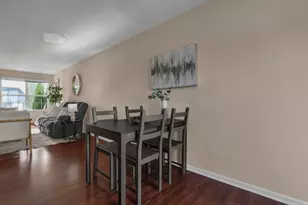 1010 Hartford Village Blvd, Columbus, OH 43228 - Photo 18