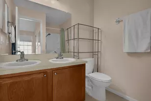 1010 Hartford Village Blvd, Columbus, OH 43228 - Photo 22