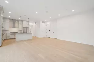 270 Dickenson St, Columbus, OH 43215 - Photo 12