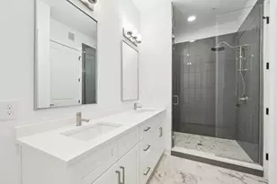 270 Dickenson St, Columbus, OH 43215 - Photo 24