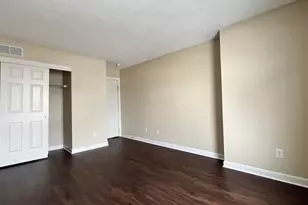 947 Philadelphia Dr, Westerville, OH 43081 - Photo 8