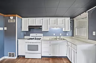 1030 3rd St, Logan, OH 43138 - Photo 10