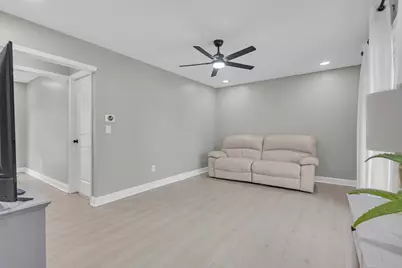 4123 Arbury Lane, Columbus, OH 43224 - Photo 6