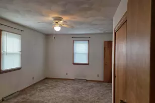 107 E N St, Hebron, OH 43025 - Photo 4