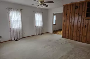 107 E N St, Hebron, OH 43025 - Photo 8