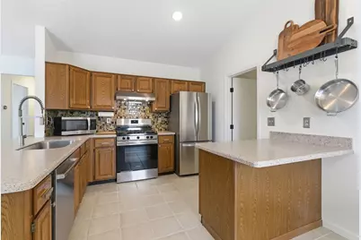 8652 Westpoint Drive, Galloway, OH 43119 - Photo 10