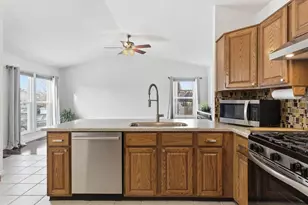 8652 Westpoint Dr, Galloway, OH 43119 - Photo 12