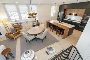 564 Lathrop St, Columbus, OH 43206 - Photo 1