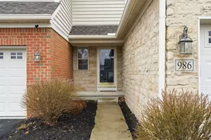 986 Shaula Dr, Columbus, OH 43240 - Photo 2