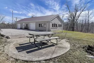 26039 State Route 180, Rockbridge, OH 43149 - Photo 14