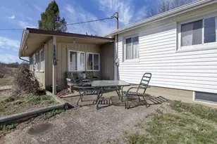 26039 State Route 180, Rockbridge, OH 43149 - Photo 18