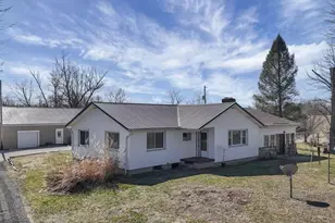 26039 State Route 180, Rockbridge, OH 43149 - Photo 6