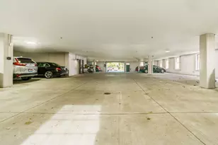 1670 E Broad St, Columbus, OH 43203 - Photo 28