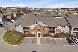 643 Spring Valley, Lewis Center, OH 43035 - Photo 2