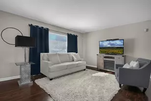 1452 Ironwood Dr, Columbus, OH 43229 - Photo 6