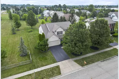 6351 Beaumont Square, Lewis Center, OH 43035 - Photo 2