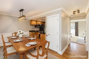 2559 Olde Hill Ct S, Columbus, OH 43221 - Photo 4