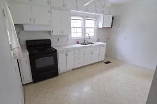 80 S Hartford Ave, Centerburg, OH 43011 - Photo 2