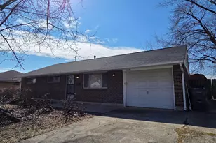 1839 Stouder Dr, Reynoldsburg, OH 43068 - Photo 4