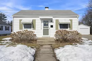 2338 Dellwood Dr, Springfield, OH 45505 - Photo 1