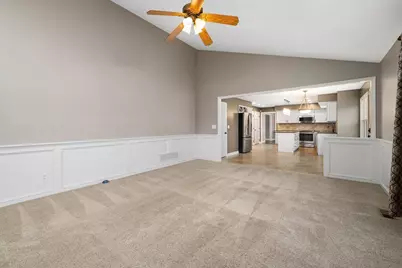 2822 Big Sur Drive, Lewis Center, OH 43035 - Photo 30