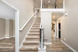 2822 Big Sur Dr, Lewis Center, OH 43035 - Photo 2