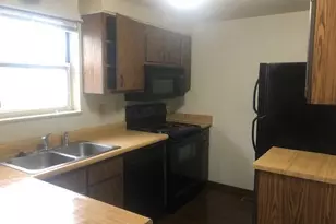 1760 Watertower Dr, Columbus, OH 43235 - Photo 8