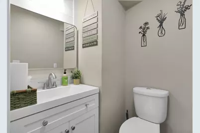 115 W Central Avenue, Delaware, OH 43015 - Photo 26