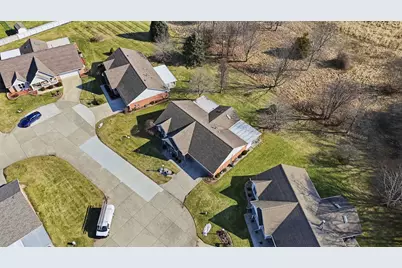 1398 Elizabeth Court, Springfield, OH 45503 - Photo 4