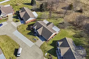 1398 Elizabeth Ct, Springfield, OH 45503 - Photo 4