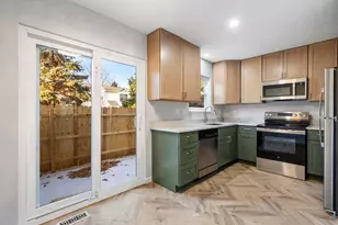 7902 Woodhouse Ln, Columbus, OH 43085 - Photo 8