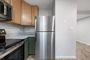 7902 Woodhouse Ln, Columbus, OH 43085 - Photo 12