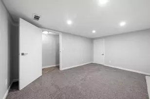 7902 Woodhouse Ln, Columbus, OH 43085 - Photo 24