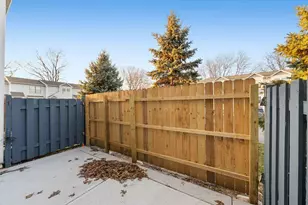 7902 Woodhouse Ln, Columbus, OH 43085 - Photo 28